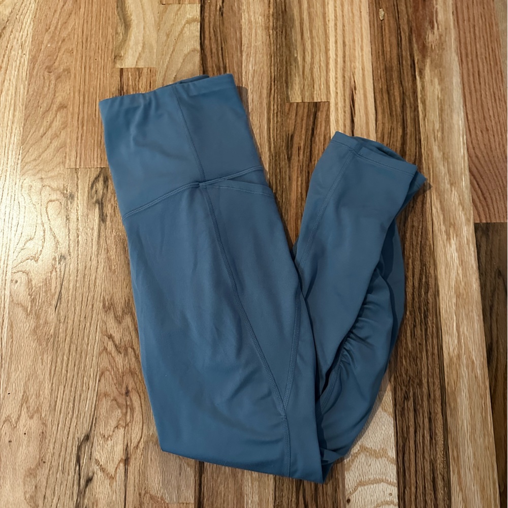 blue leggings